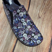 Klogs Footwear - Women's Moxy Slip On Clogs