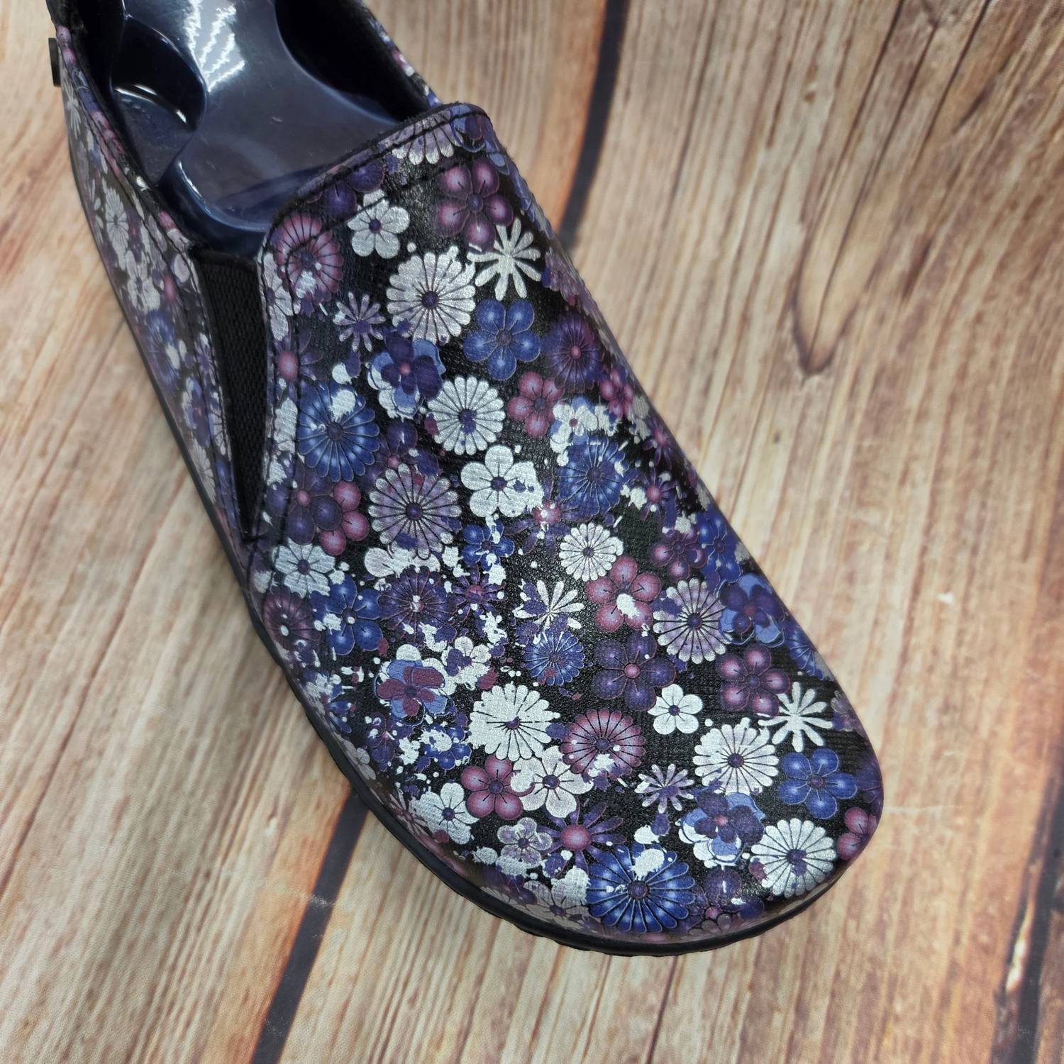 Klogs Footwear - Women's Moxy Slip On Clogs