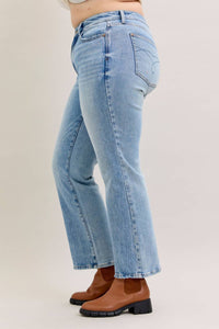 Judy Blue - Mid Rise Rigid Magic Straight Leg Jeans