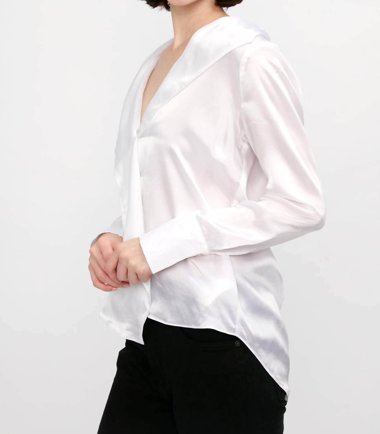 L'Agence - Jaslynn Silk Open Collar Blouse