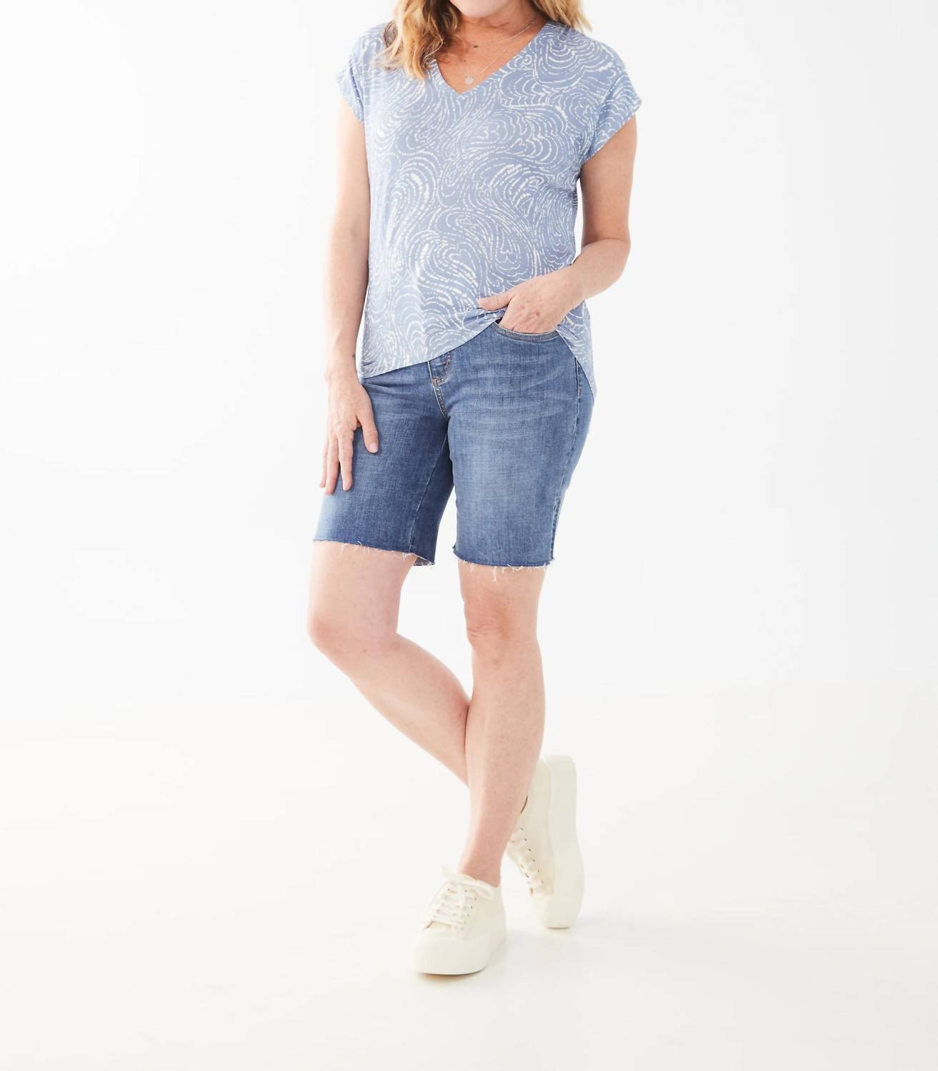 Fdj - Printed cap sleeve v - neck top - blue - clothing - shirts