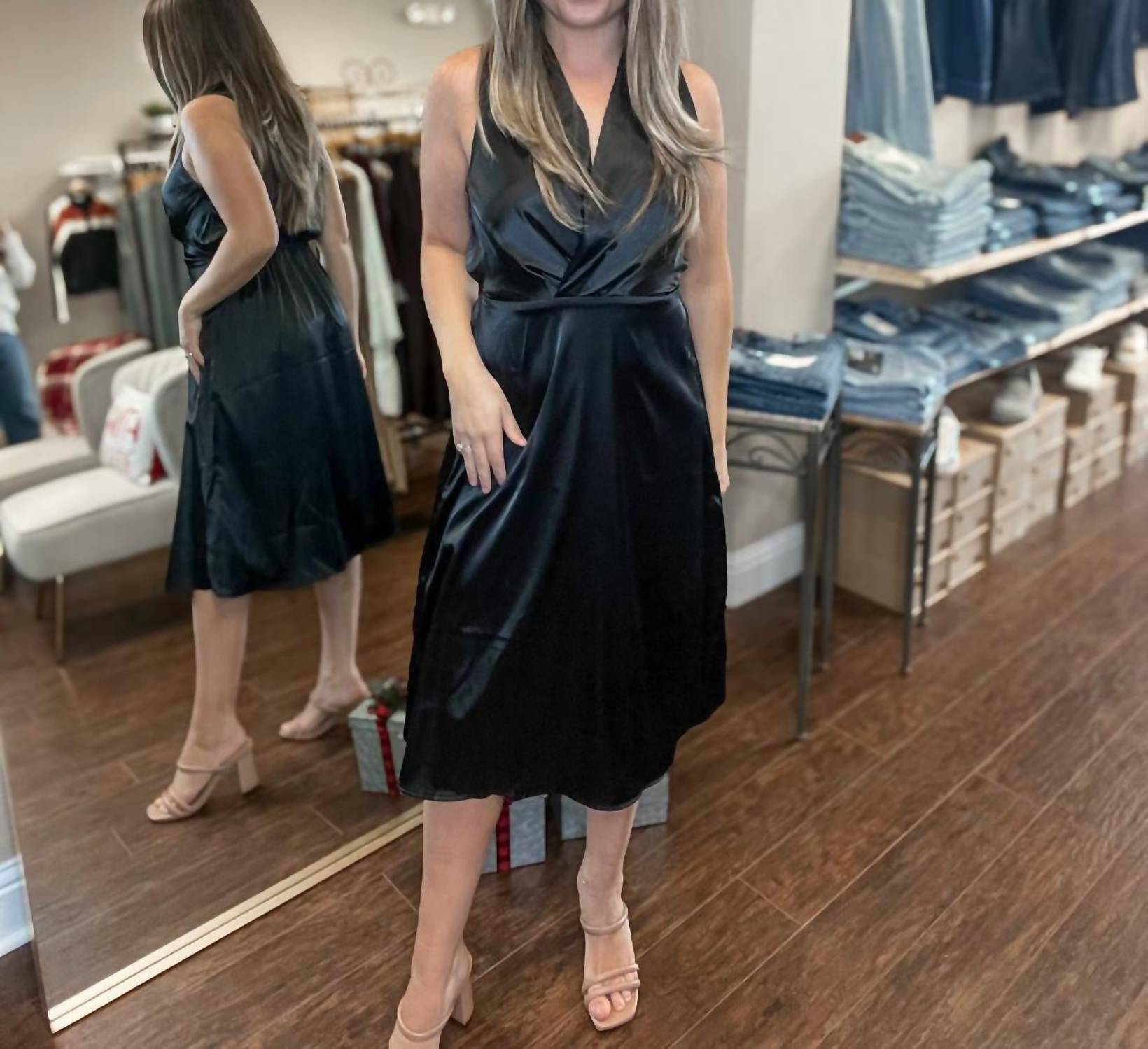 Kld. Signature - Satin Pleated Dress