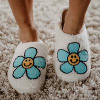 Katydid - Women's Daisy Happy Face Slippers