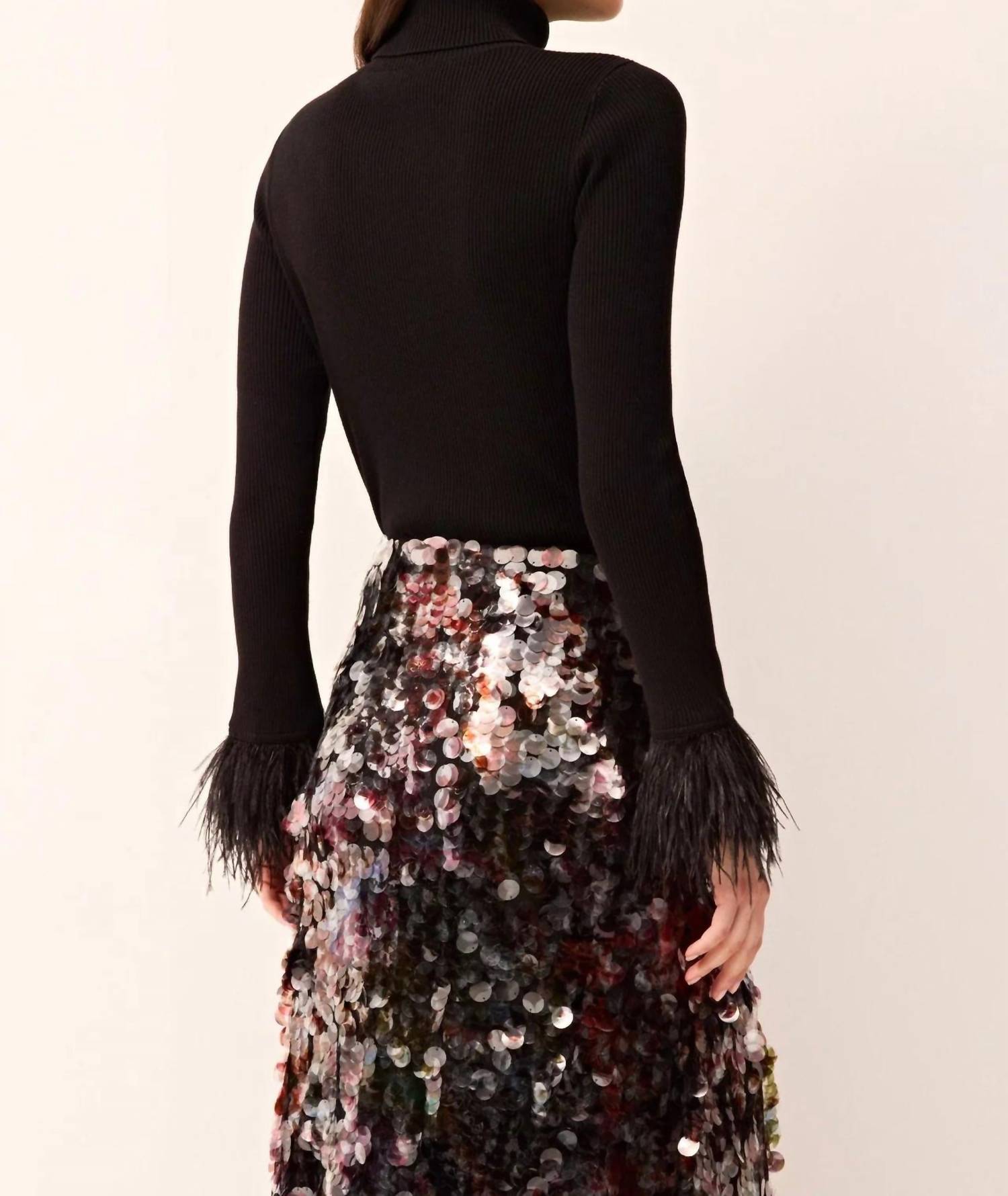 Marie Oliver - Tucker Top