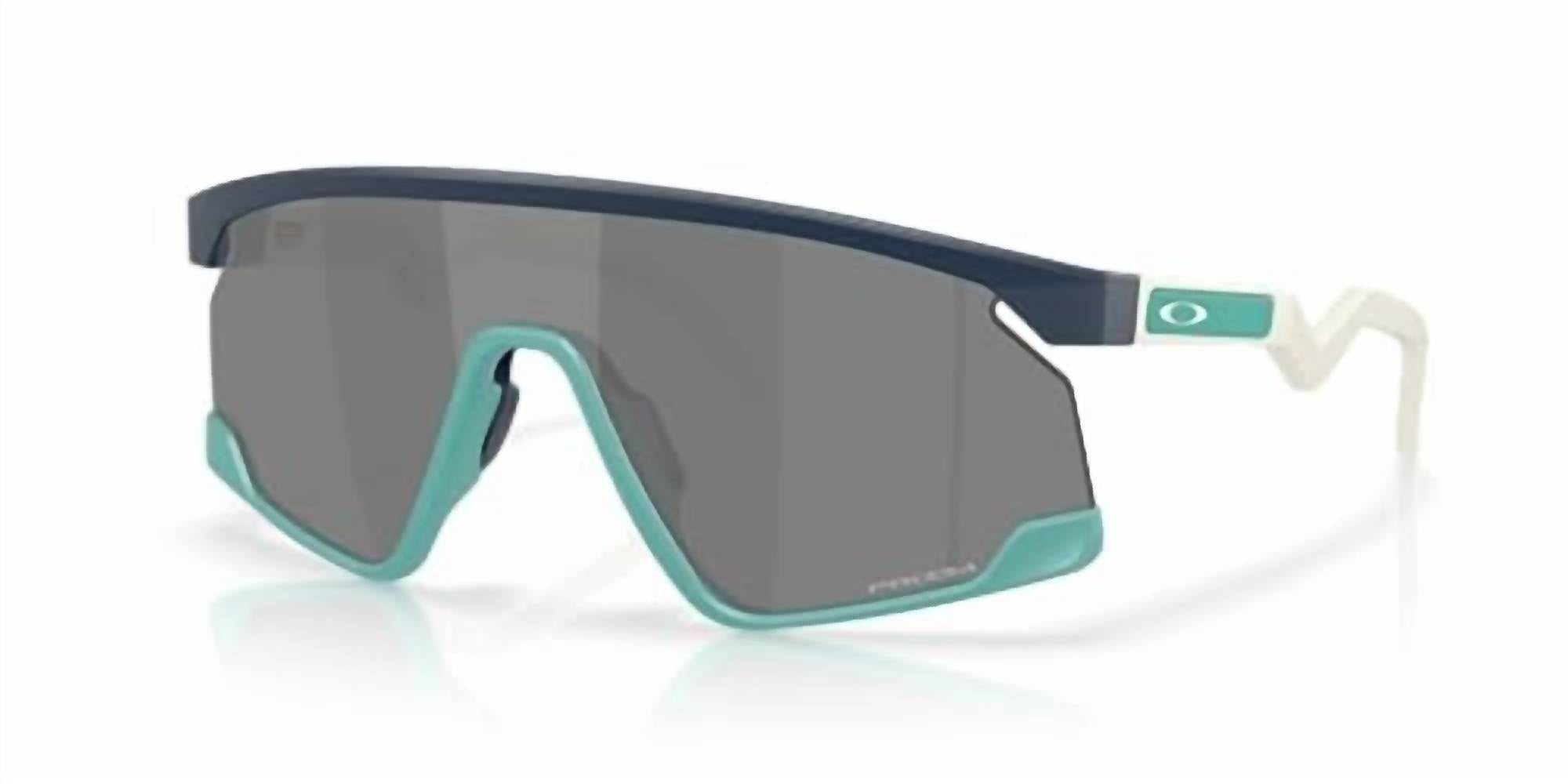 Oakley - Unisex Bxtr Sunglasses
