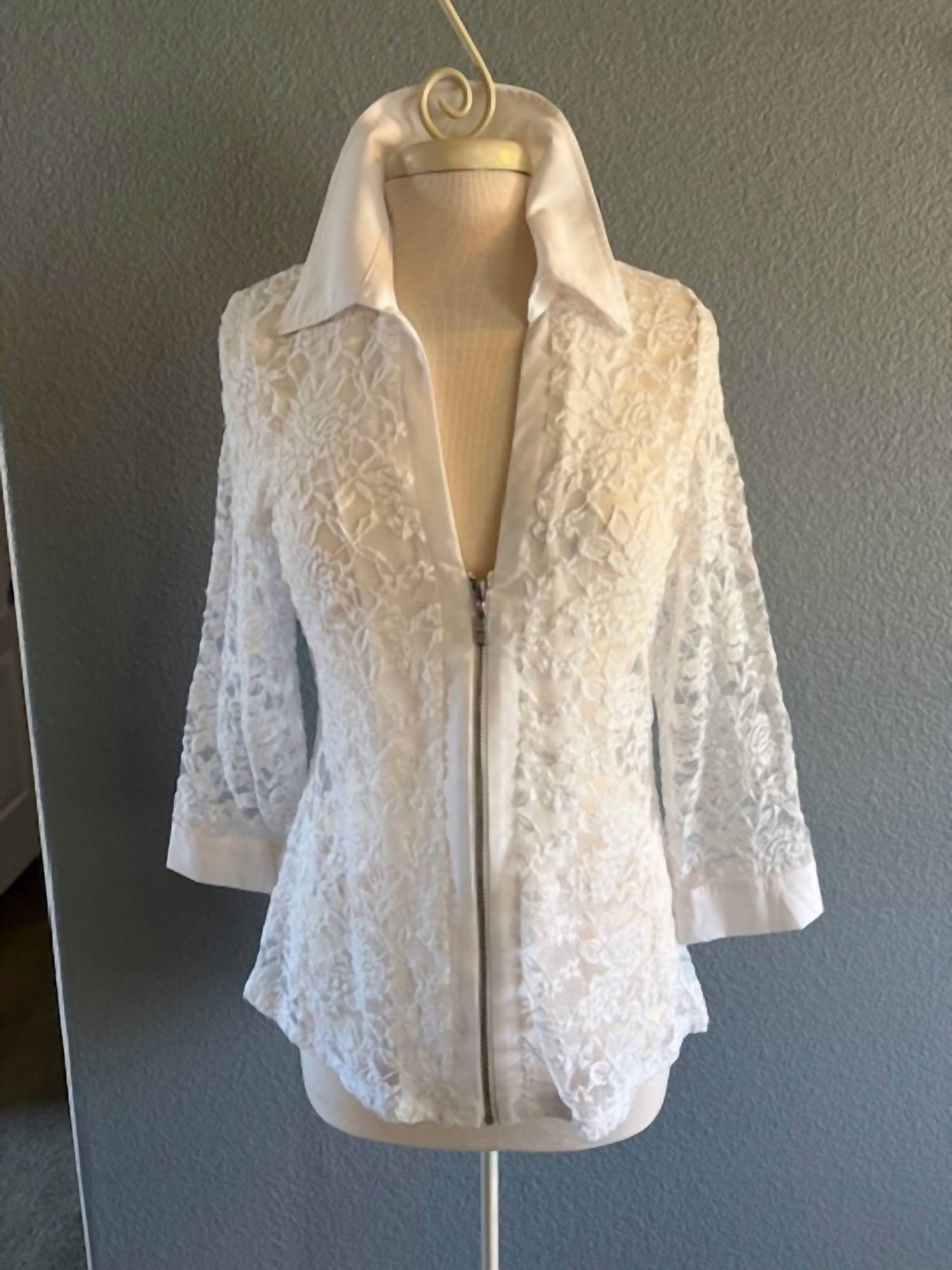 Klaveli - Women's Front Zip Lace Jacket