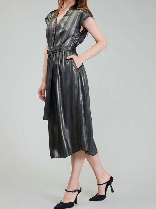 Nyland - Berlin Short Sleeve V-neck Midi Dress