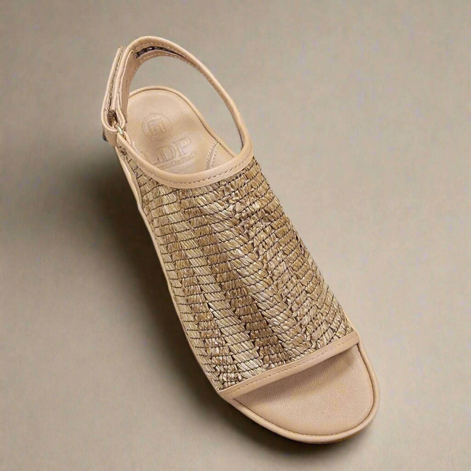 L'Amour Des Pieds - Women's Ashwin Sandal