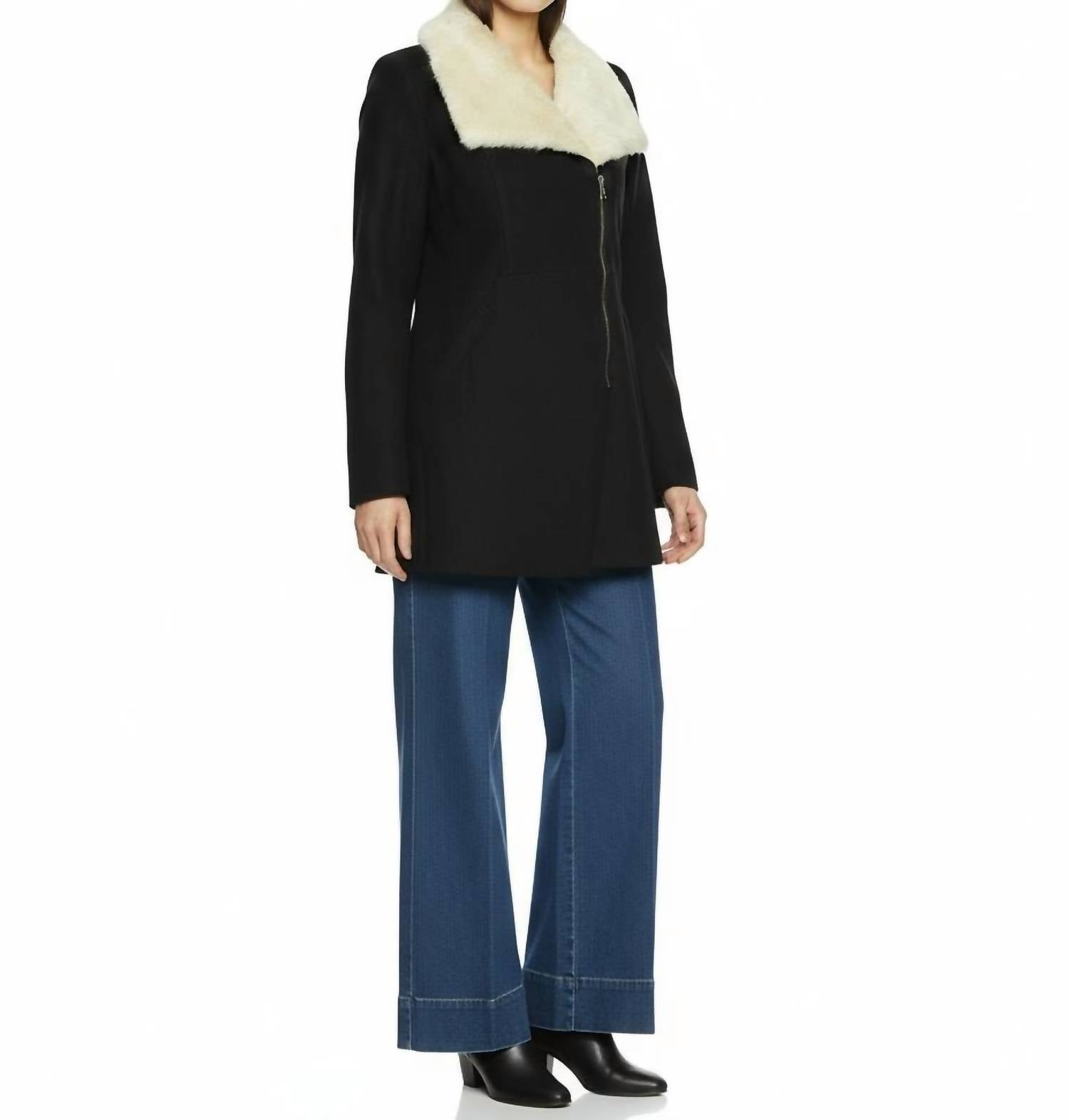Skies Are Blue - Faux Fur Collar Jacket