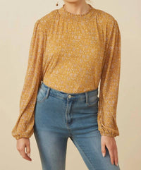 Hayden La - Floral Pleated Blouse