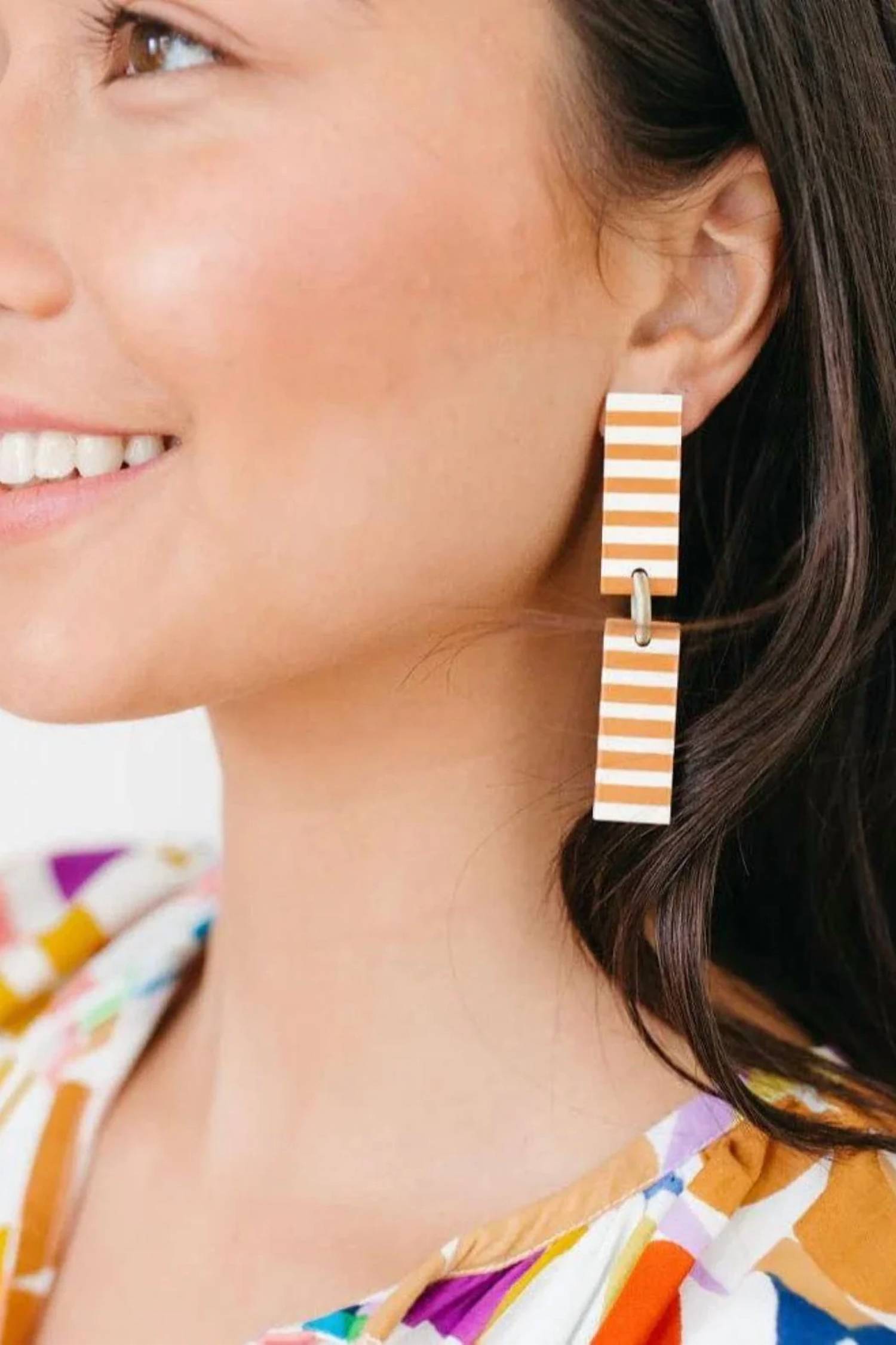 Sunshine Tienda - Women's Isabella Striped Earrings