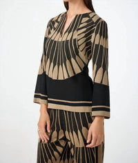Trina Turk - Amy V Neck Top