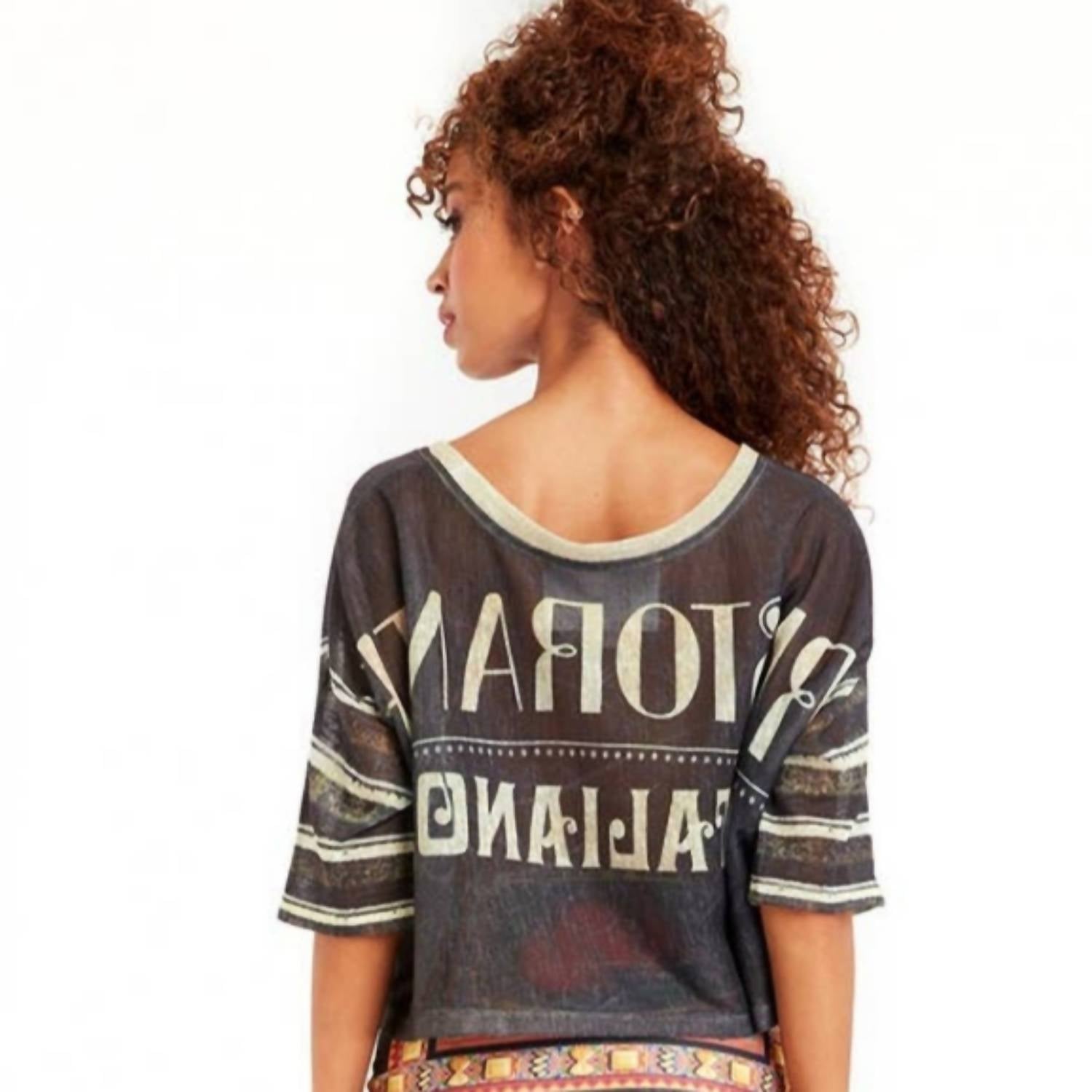 Ipng - Art Of Fashion Italiano Scoop Neck Crop Top