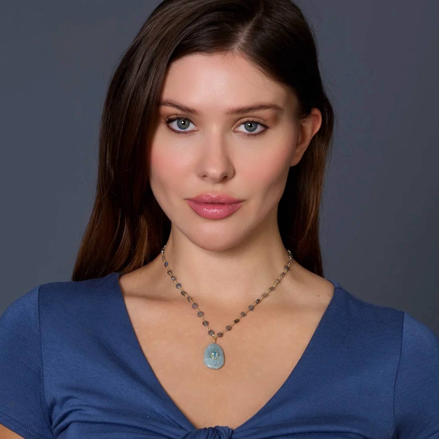 Rachel Reinhardt - Women's Labradorite And Aquamarine Pendant Necklace