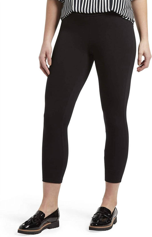 Hue - Women's Wide Waistband Blackout Cotton Capri Leggings