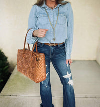 Doe And Rae - Pearland Jean Snap Top