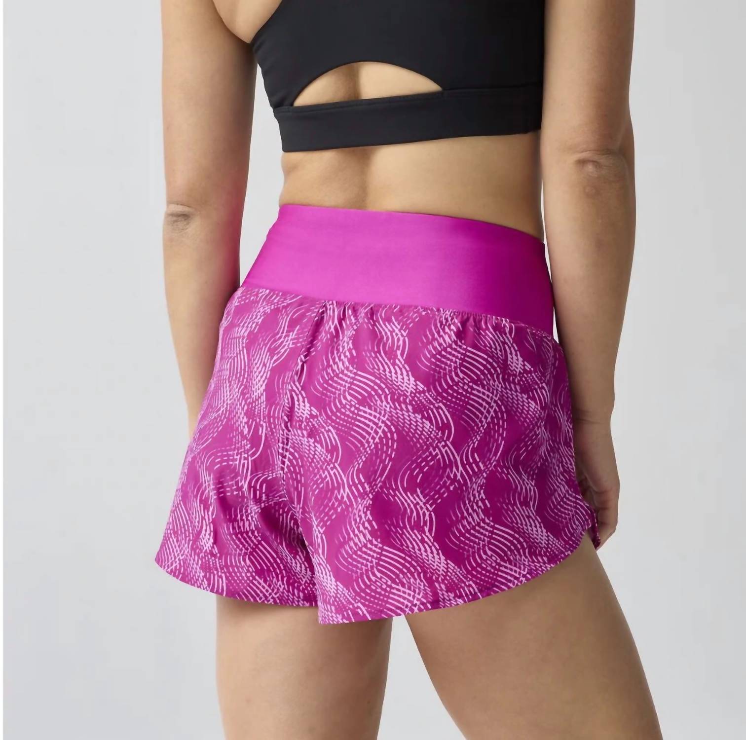 BROOKS Chaser 2.0 3" Running Shorts in magenta aqueous - women's shorts - detail view