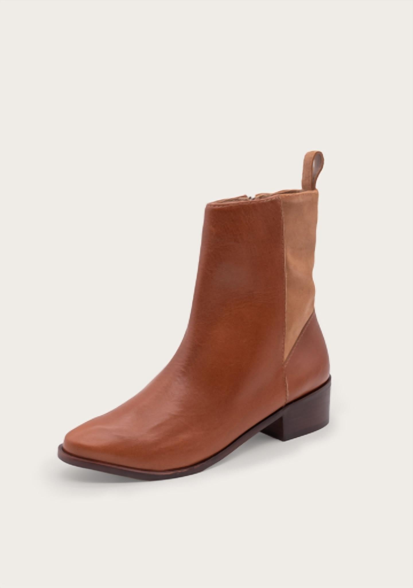 Kaanas - Women's Antares Distressed Ankle Bootie