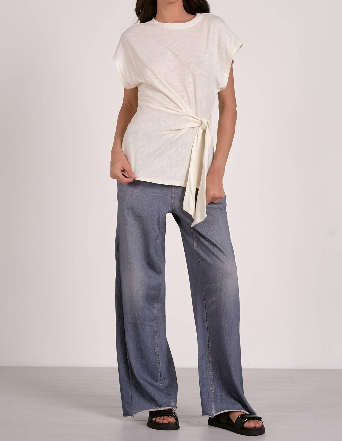 Elan - Cap Sleeve Top With Side Tie