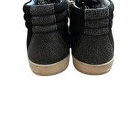 P448 - Women's Skate Shoes