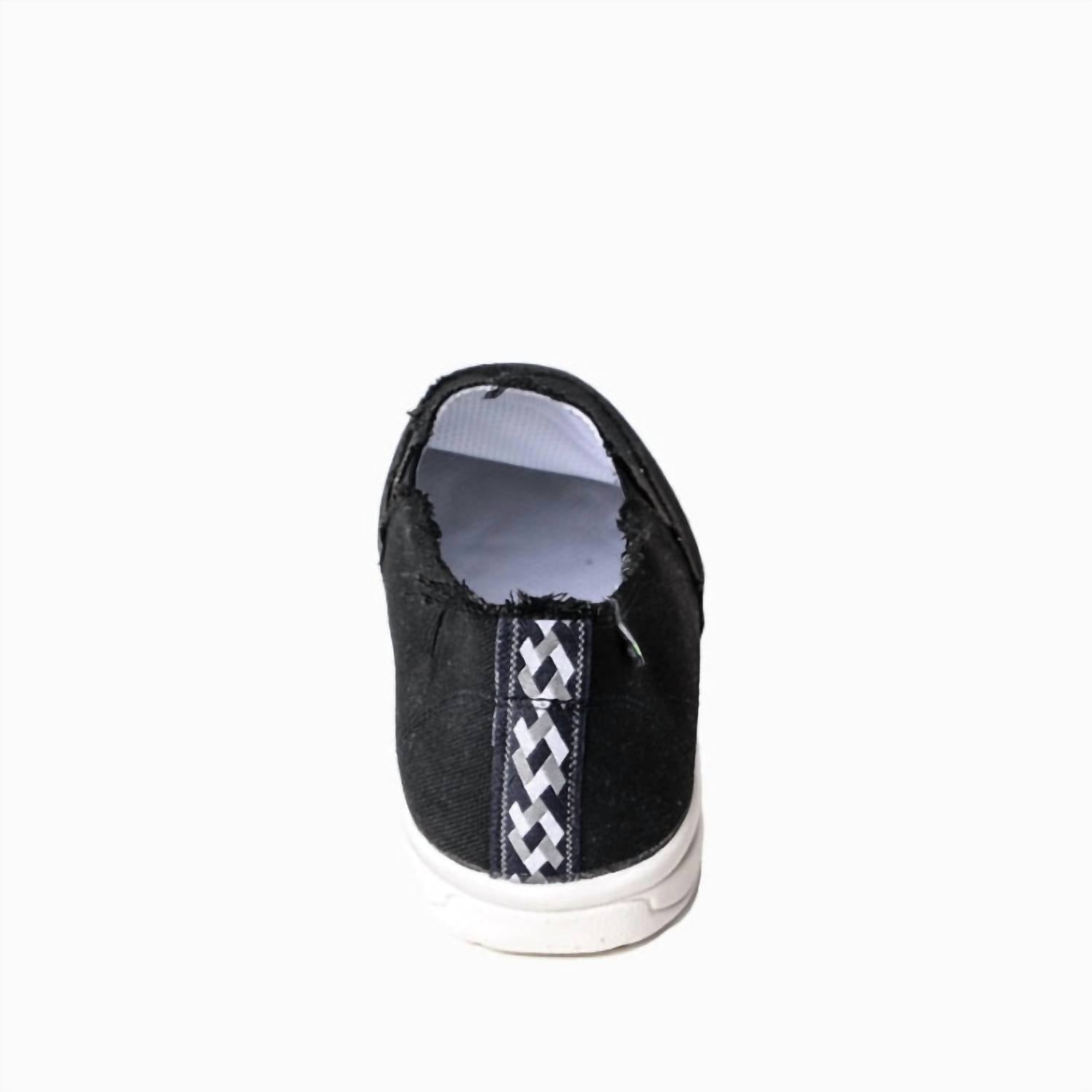 Minnetonka - Women's Expanse Canvas Slip On Shoes