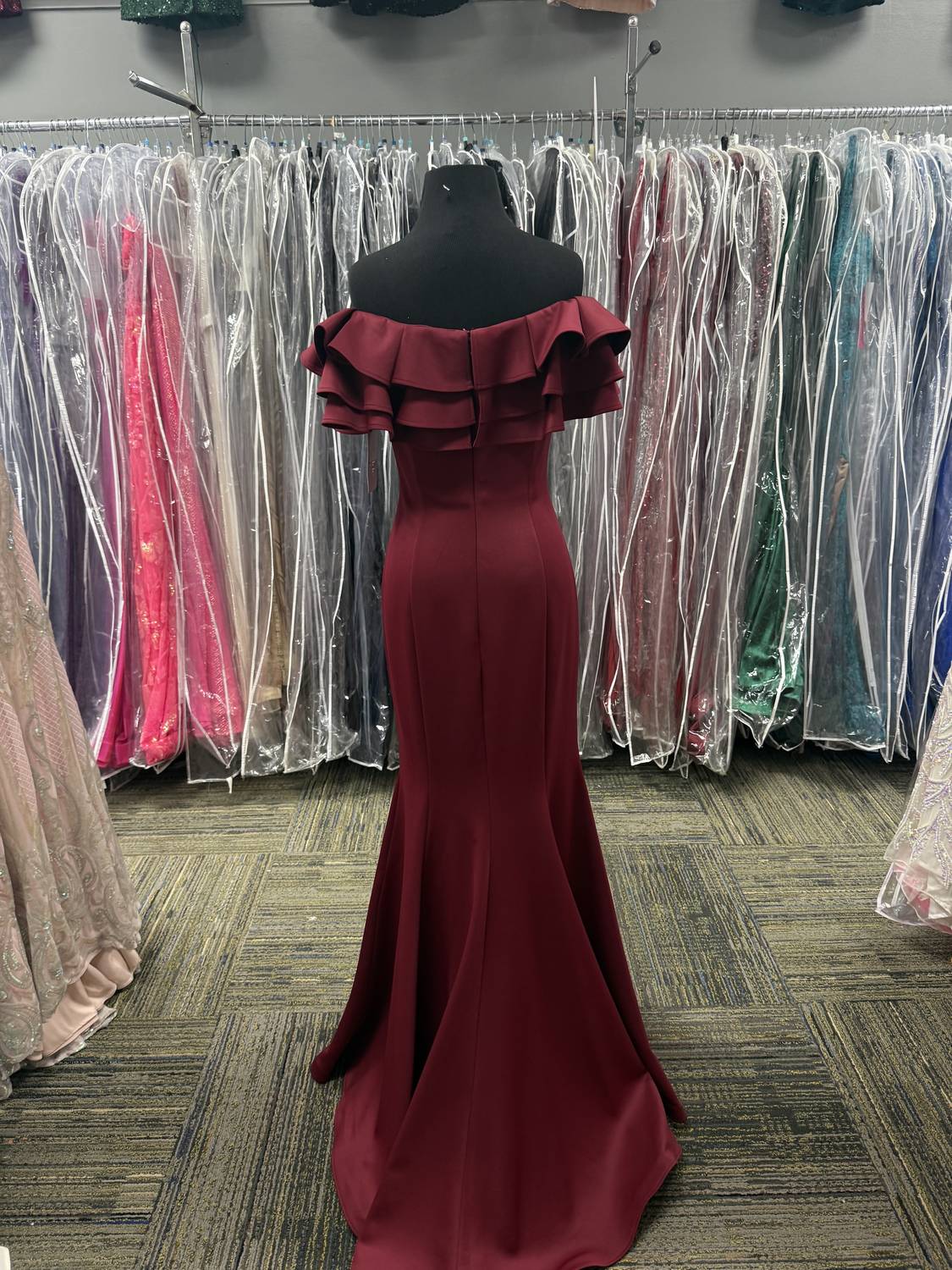 Ellie Wilde - Women's Off Shoulder Formal Dress