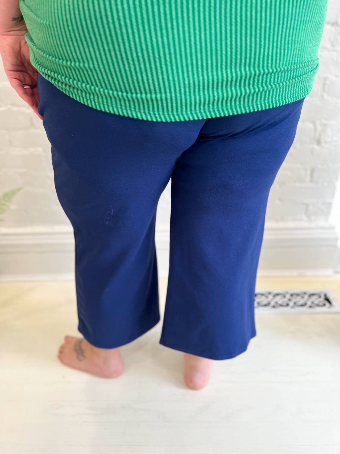 Heimish Usa - Lucy Wide Leg Stretchy Crop Pants