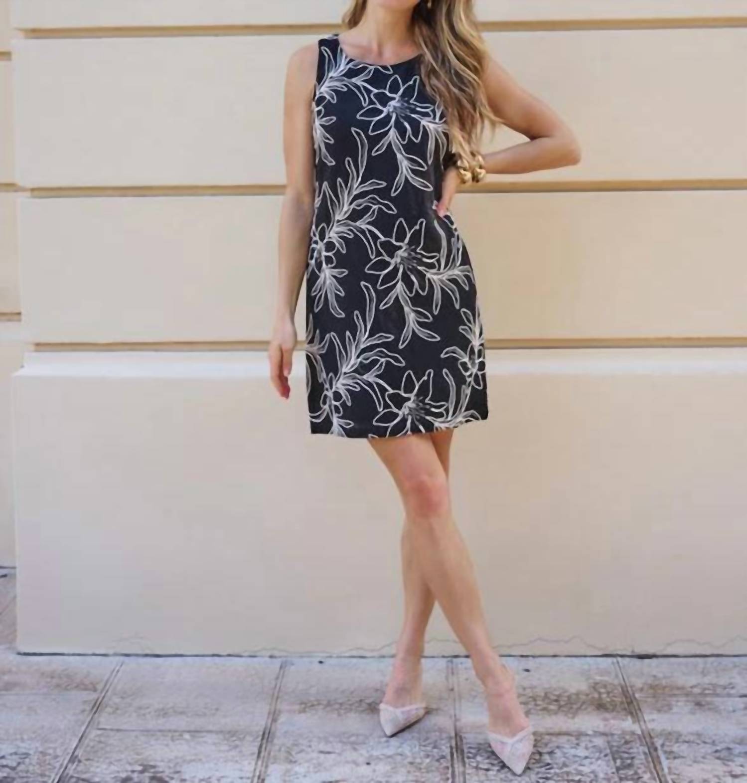 Esqualo - Flower Embroidered Mini Dress