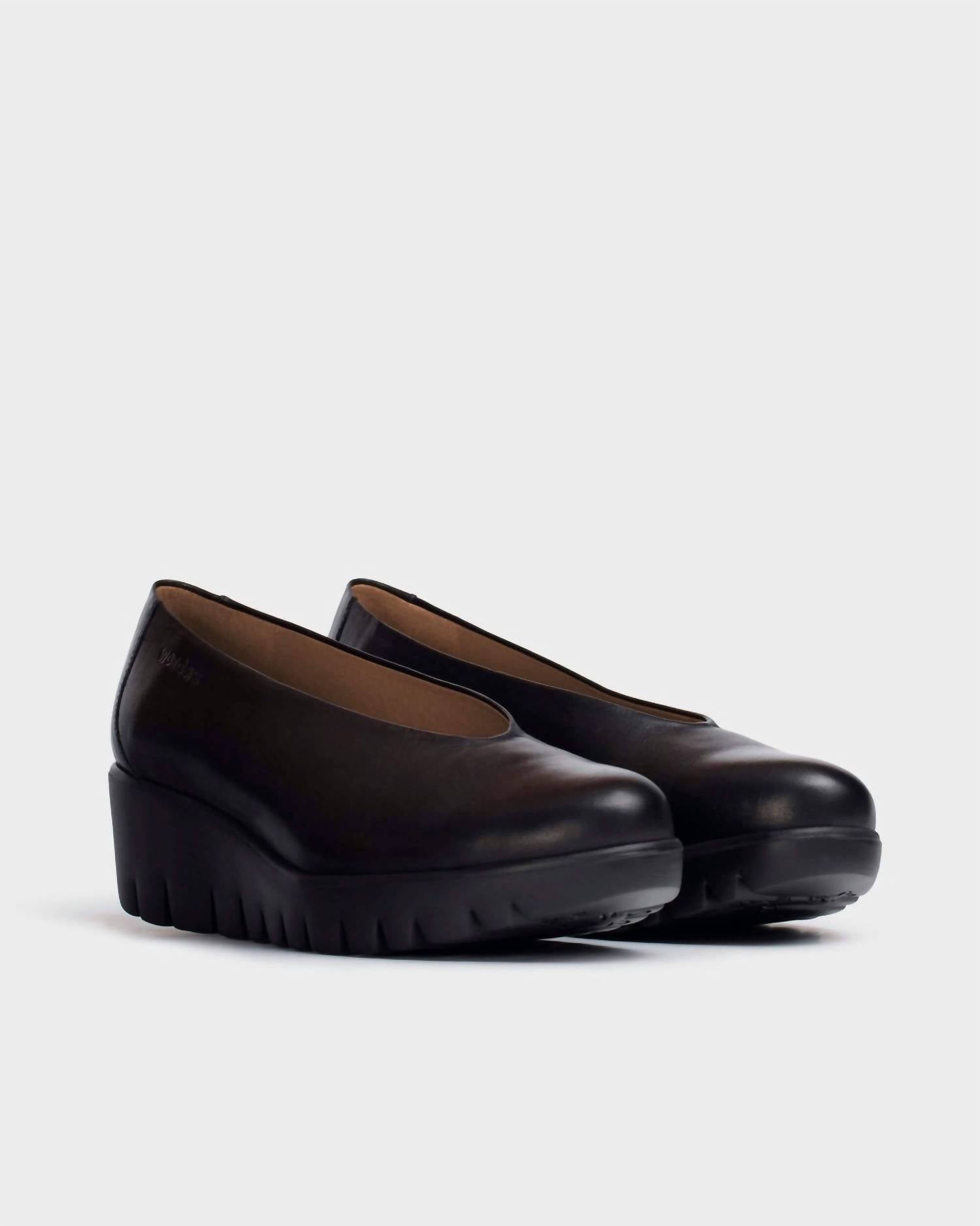 Wonders - Women's Fly Shoe