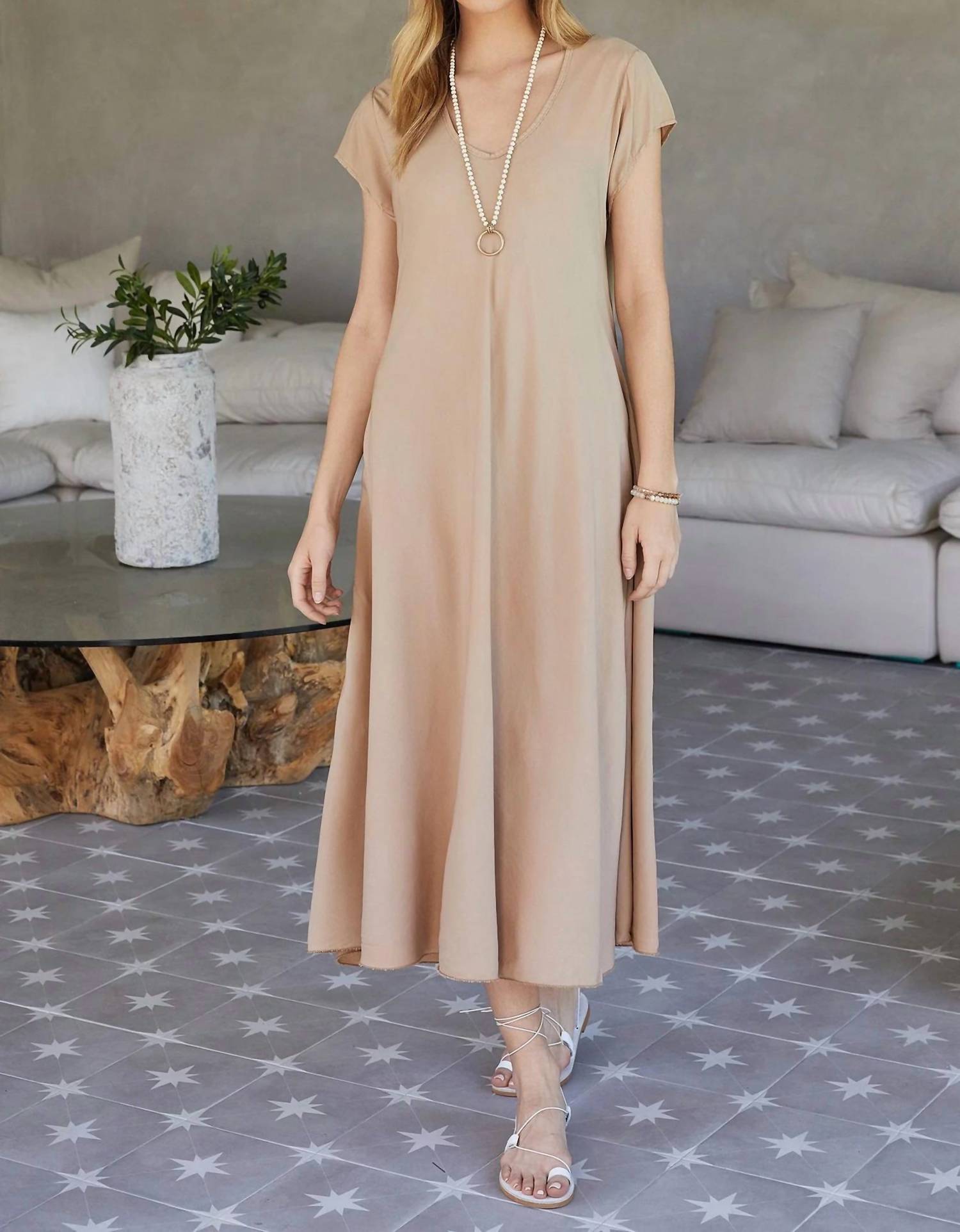 Milio Milano - The Italian Dress
