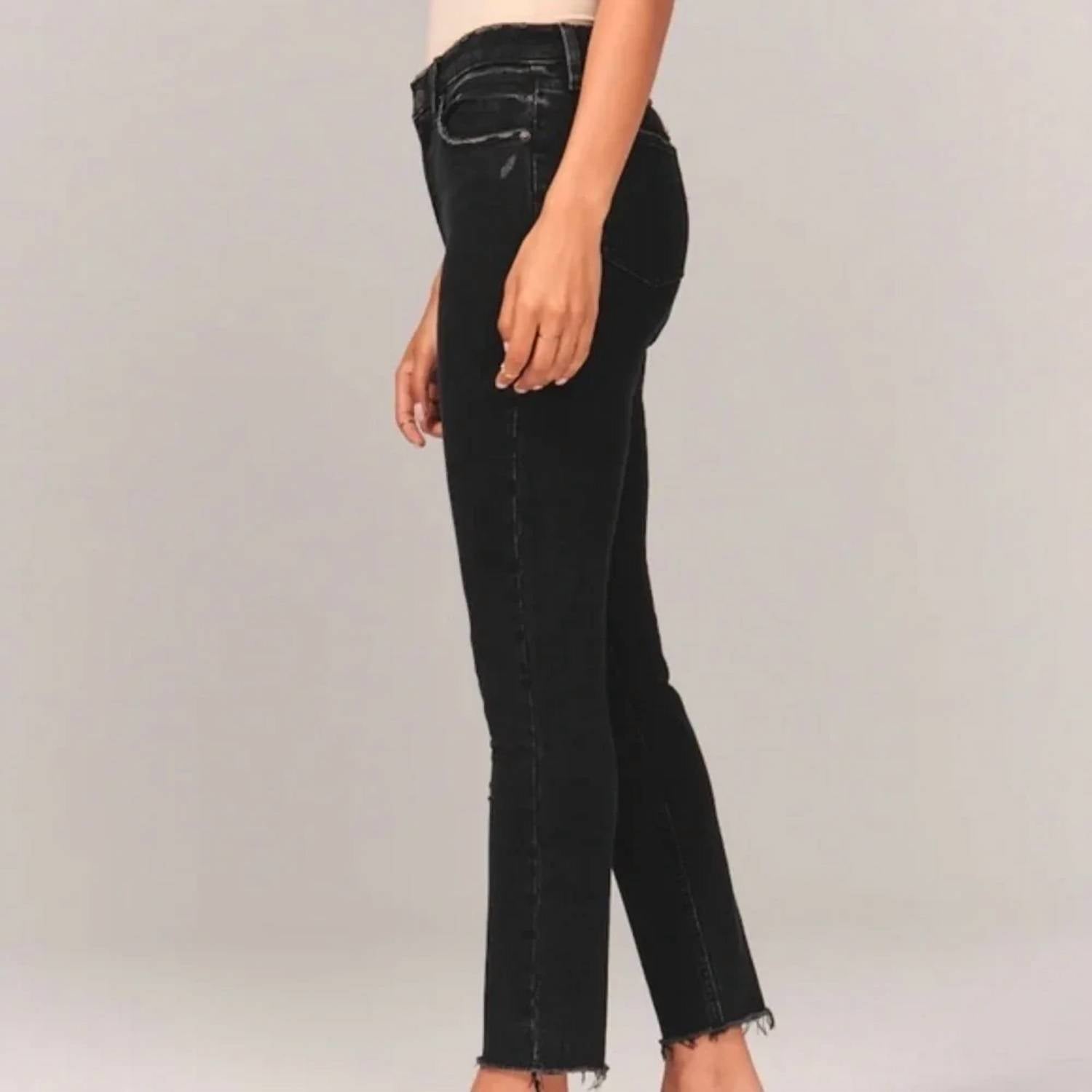Abercrombie & Fitch - High Rise Skinny Jeans