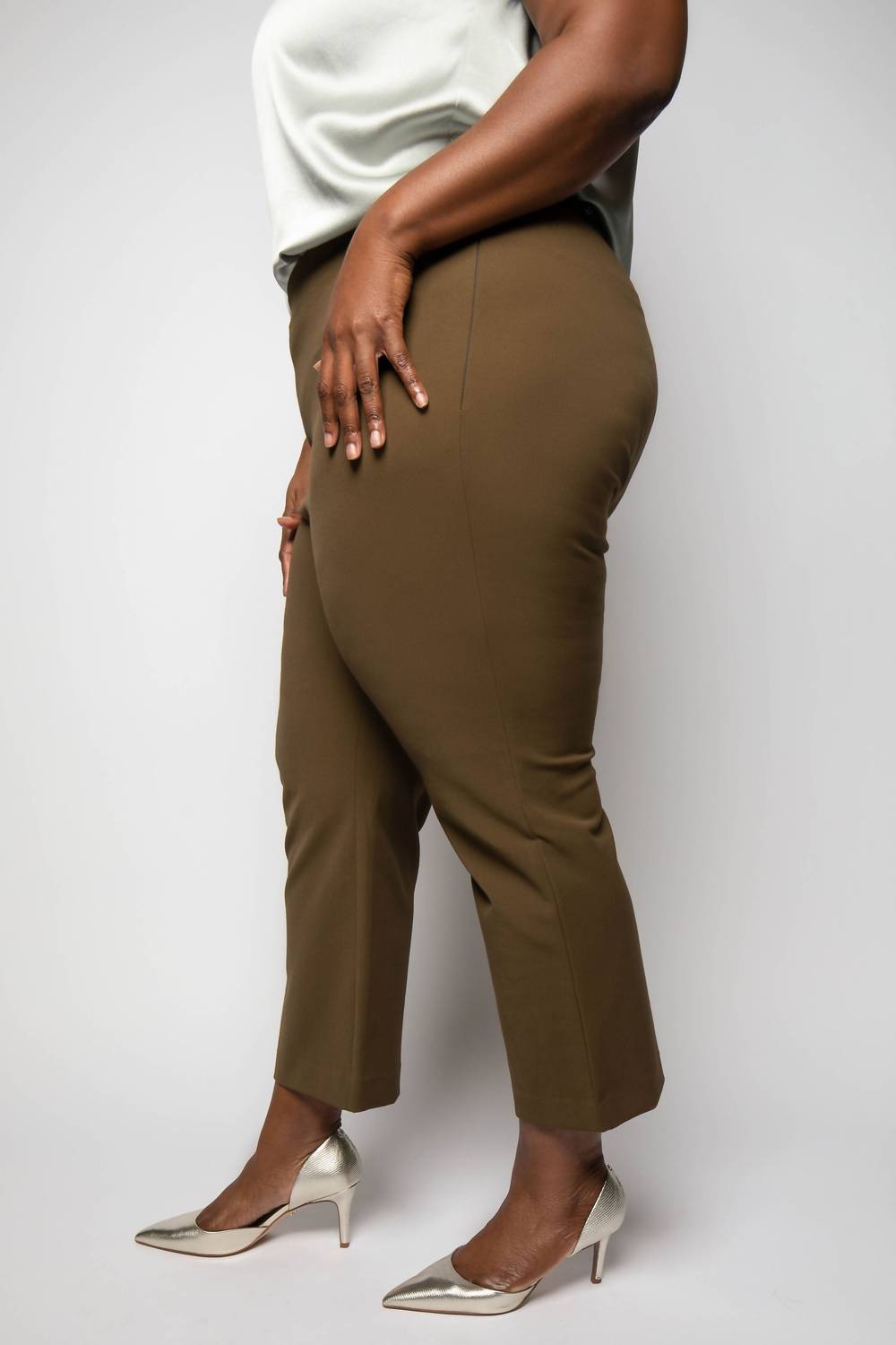 Vince - High Waist Crop Flare Pants - Plus