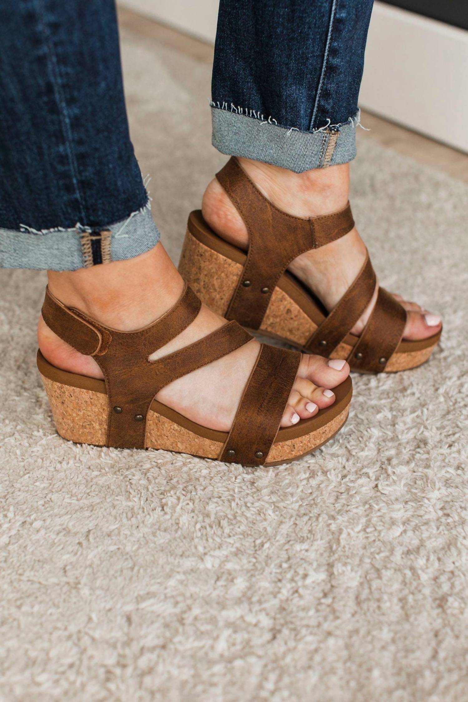 Very G - Women’s Casper Wedge Sandal