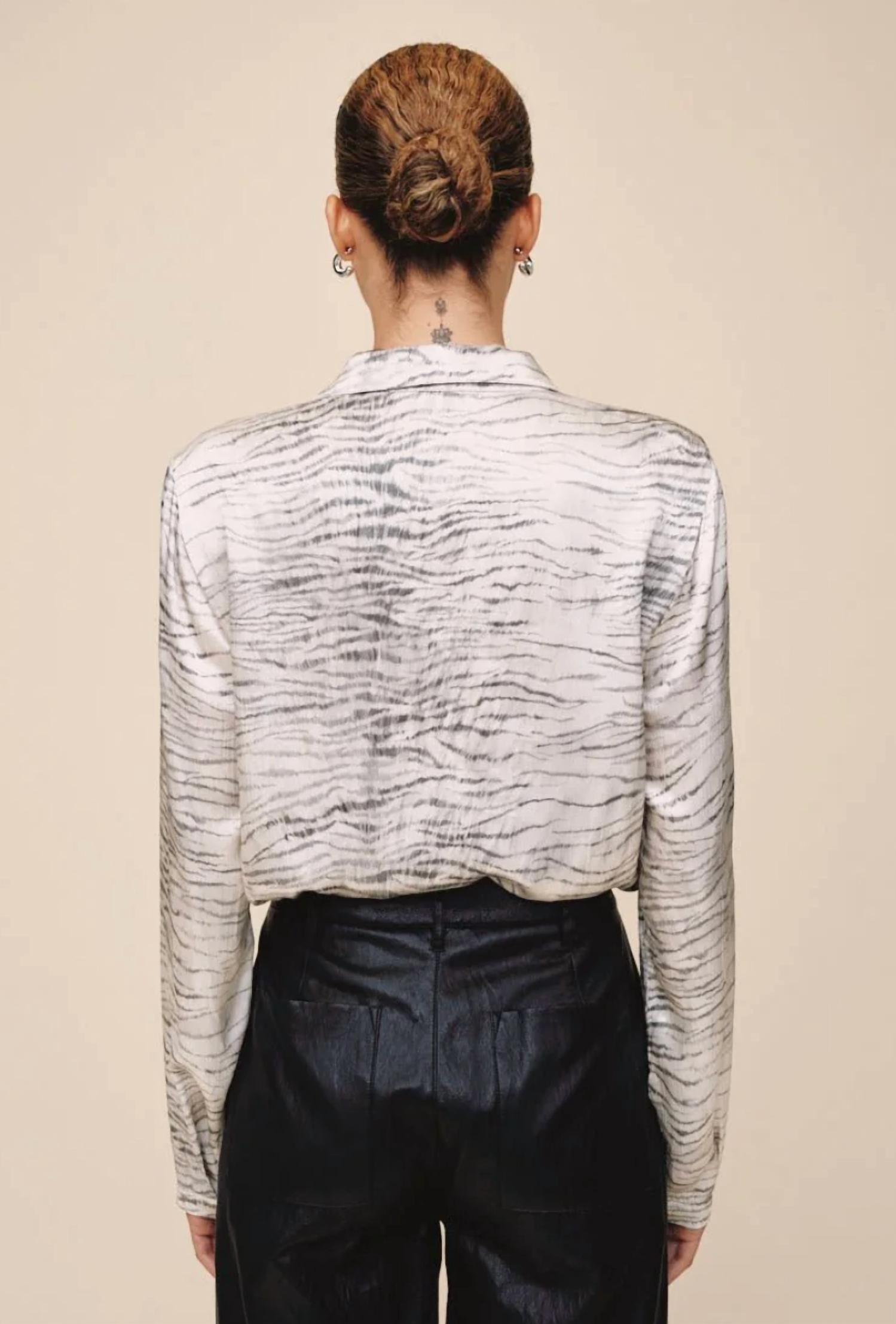 Bella Dahl - Clean Hidden Placket Shirt