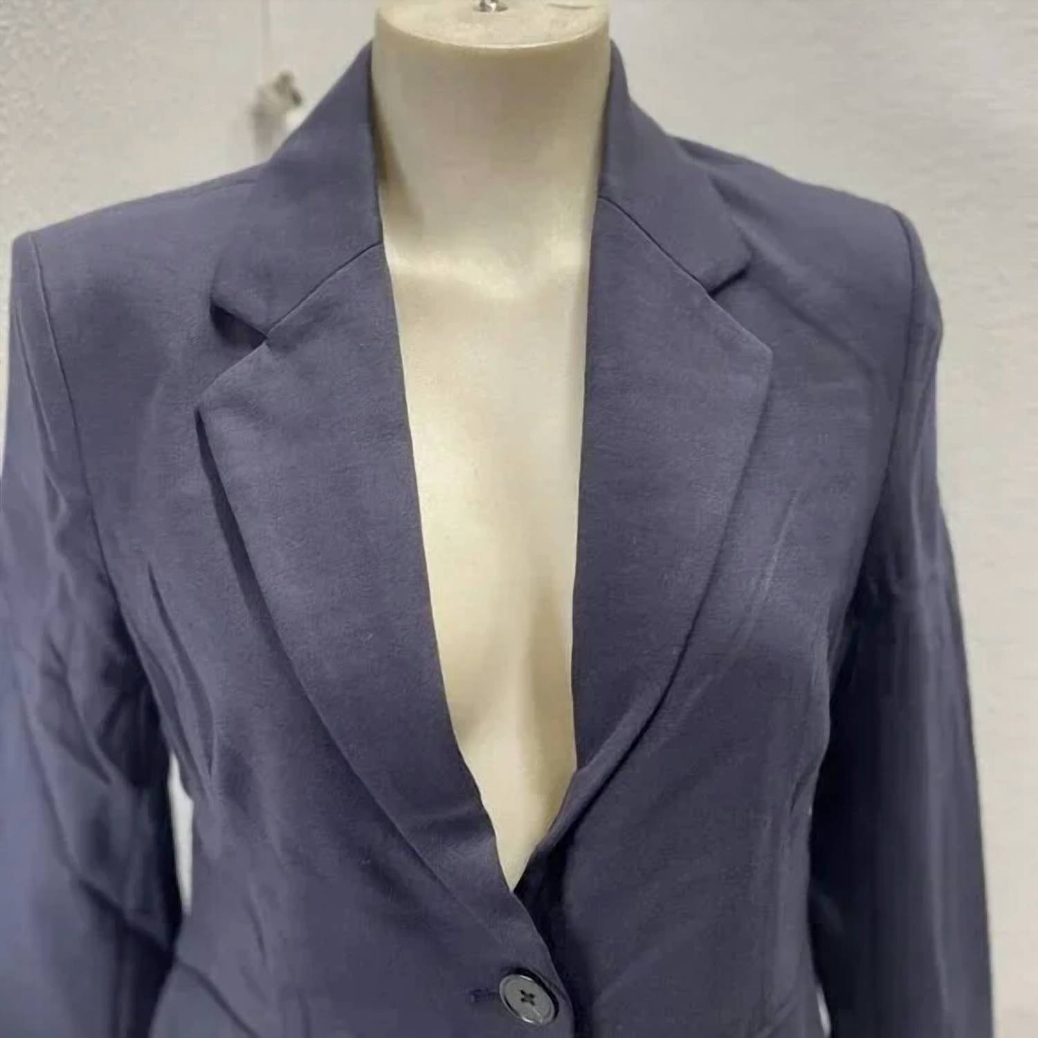 Patrick Assaraf - Women's Ponte Single Breasted Blazer