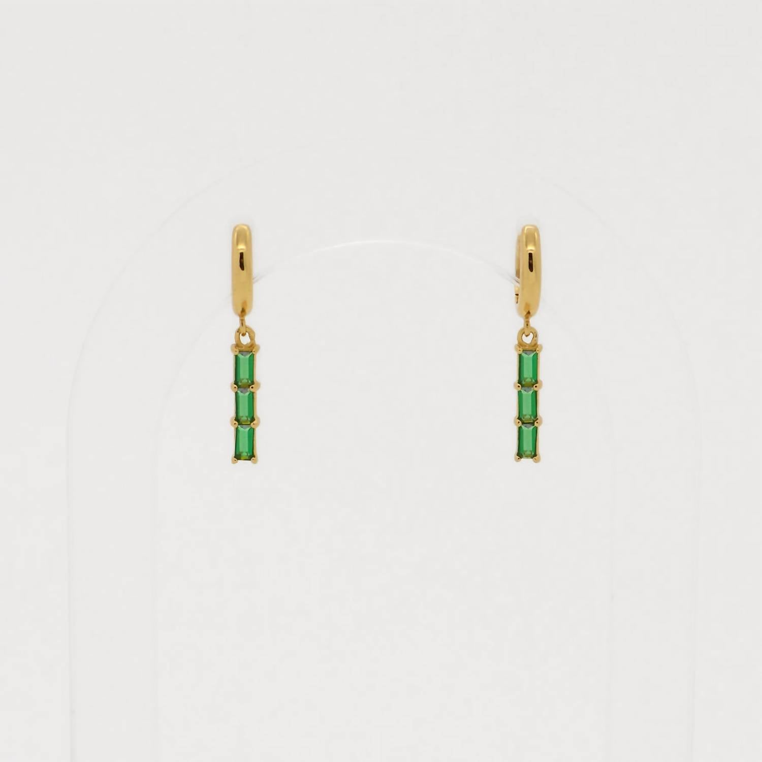Au79 - Women's St Moritz Drop Stone Huggies With Emerald Cubic Zirconia Earrings