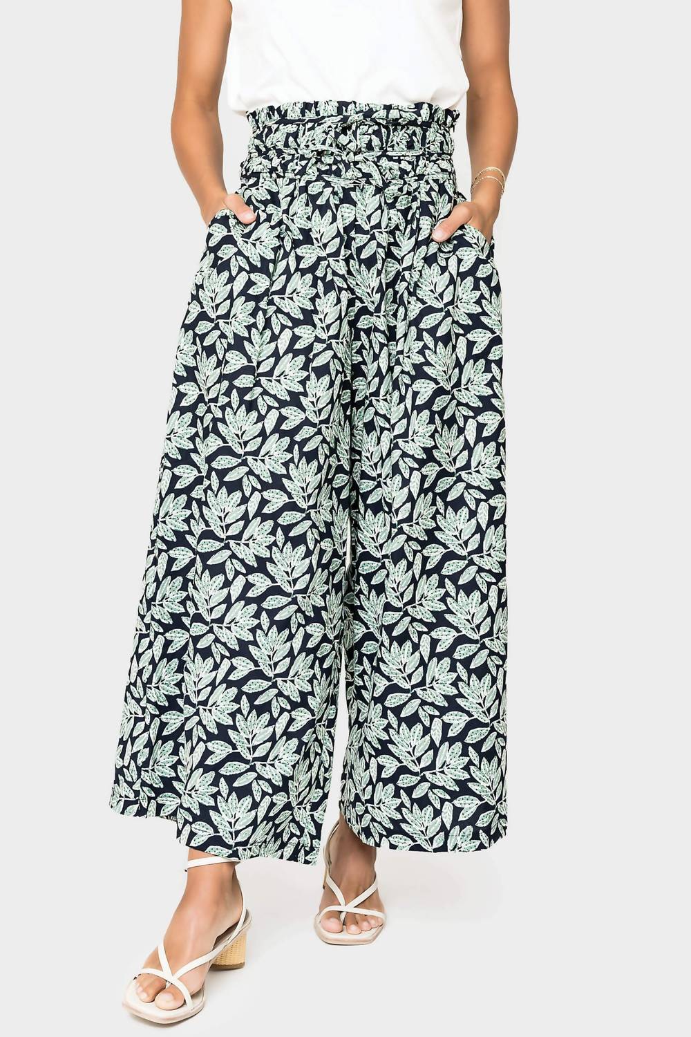 En Saison - Arielle Pant