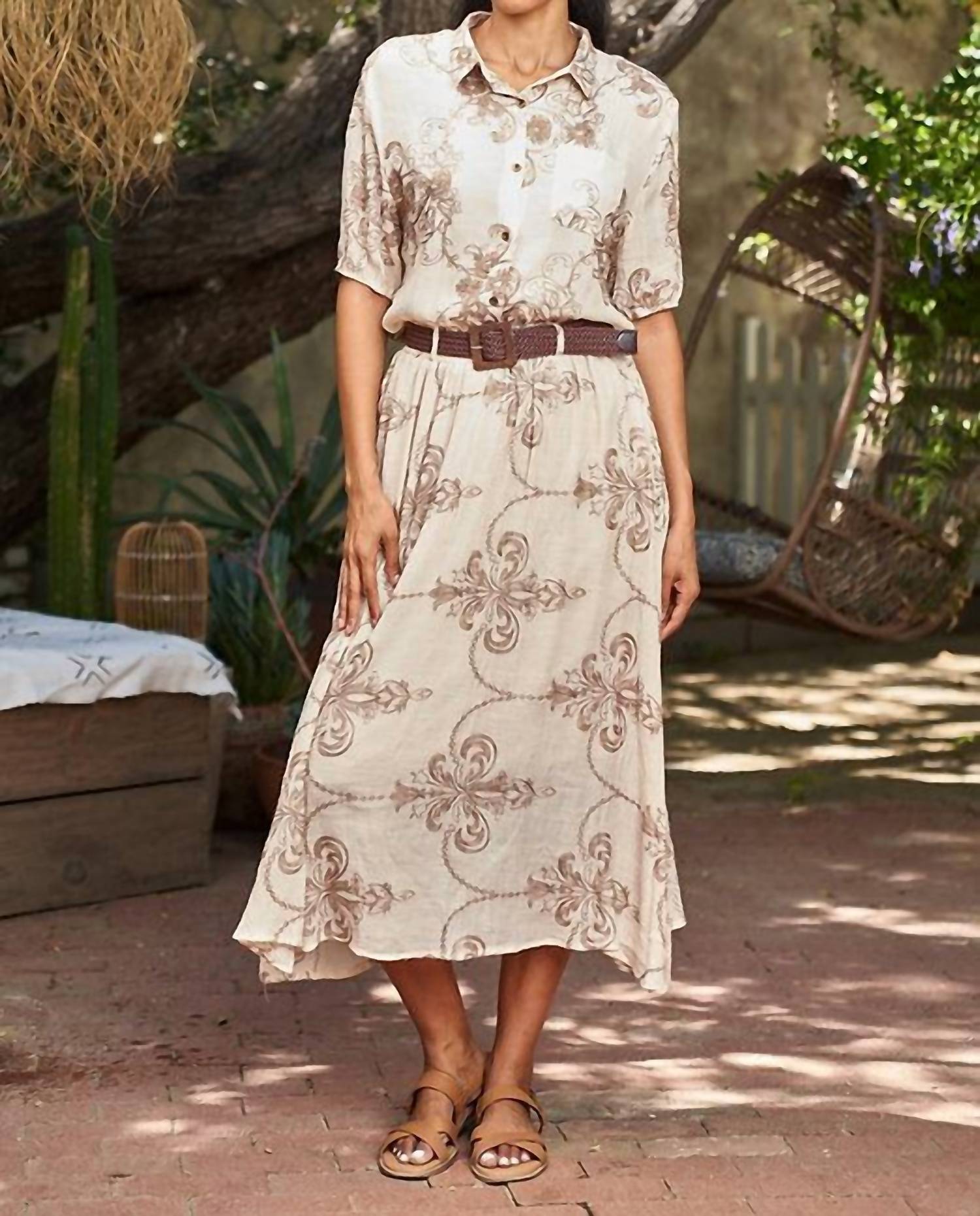 Paparazzi - Embroidered Top And Skirt Set