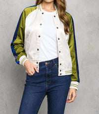 Paparazzi - Retro Floral Print Reversible Jacket