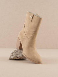 Oasis Society - Women's Jennie Classic Heeled Everyday Bootie