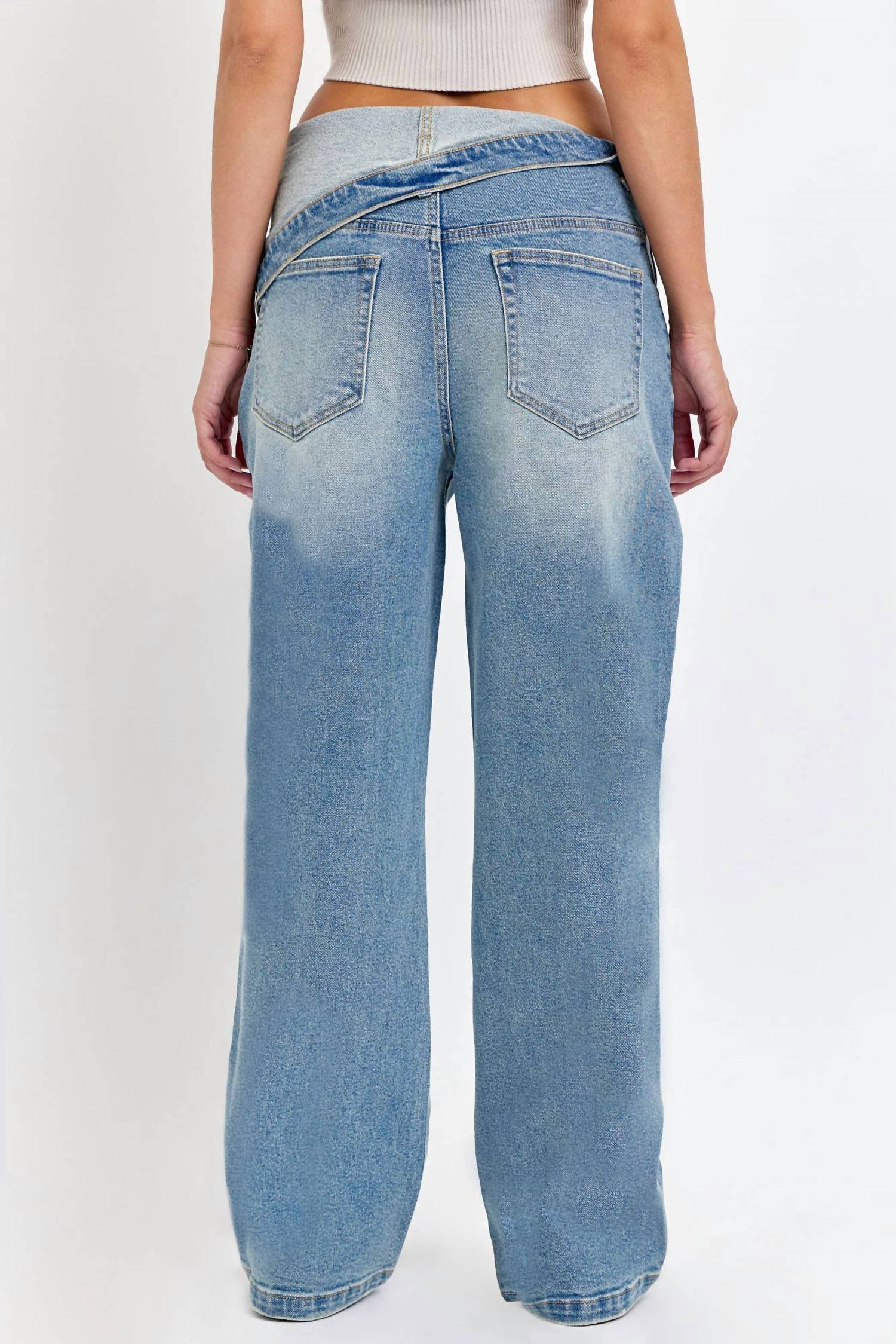 CELLO 90's Baby Asymmetric Waist Jeans in blue - women's jeans - detail view