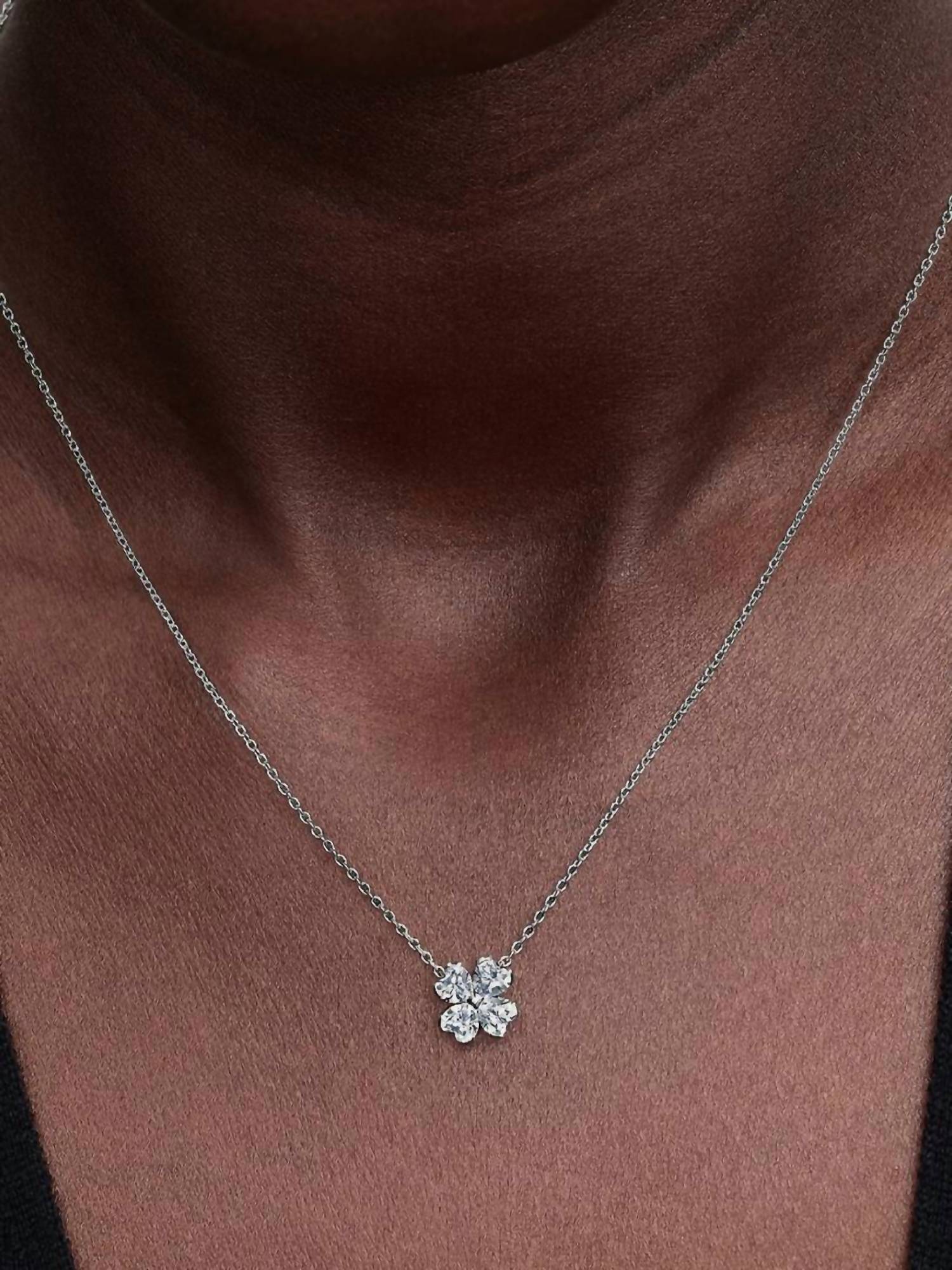 Pandora - Sparkling Lucky Clover Pendant Necklace - 17.7"