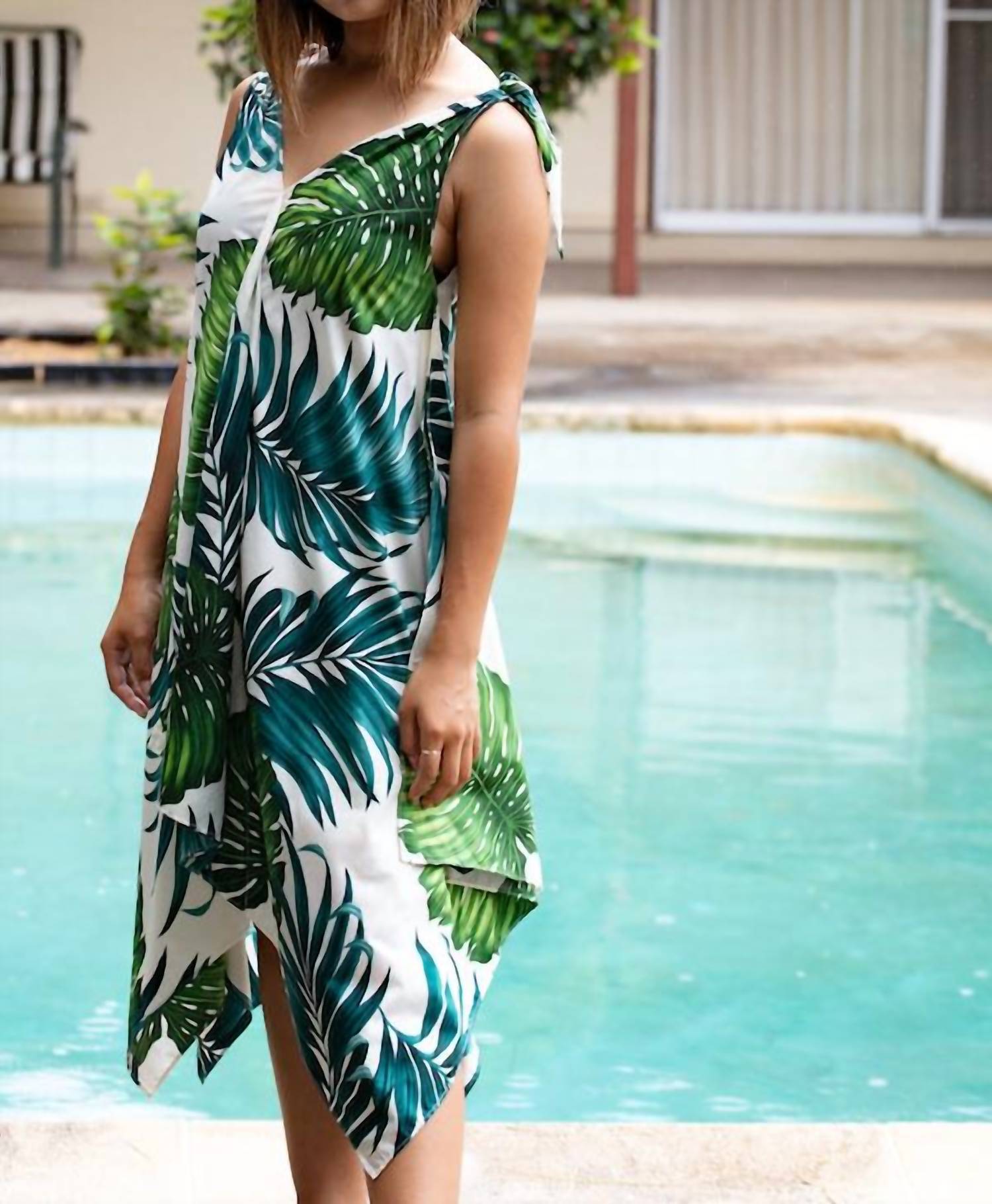 Coradorables - Monstera Handkerchief Dress