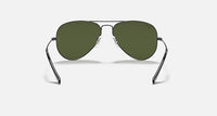 Ray Ban - Aviator Classic Medium Polarized Sunglasses Rb3025 004/58