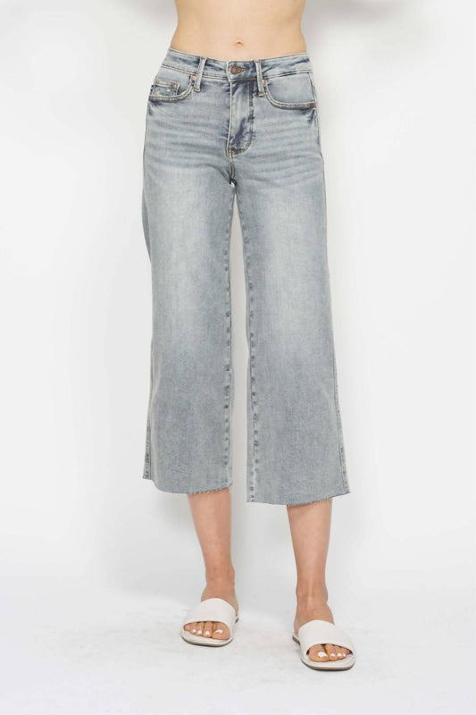 Judy Blue - Mid Rise Tummy Control Cropped Wide Leg