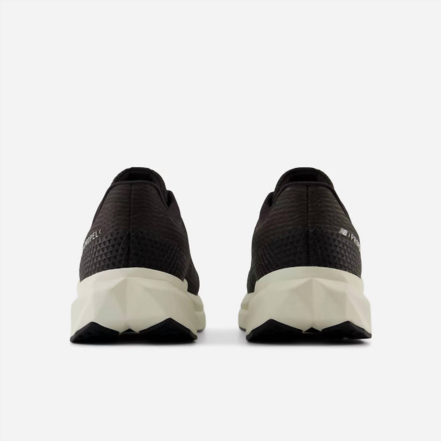 New Balance - Men's Fuelcell Propel V5 Shoes