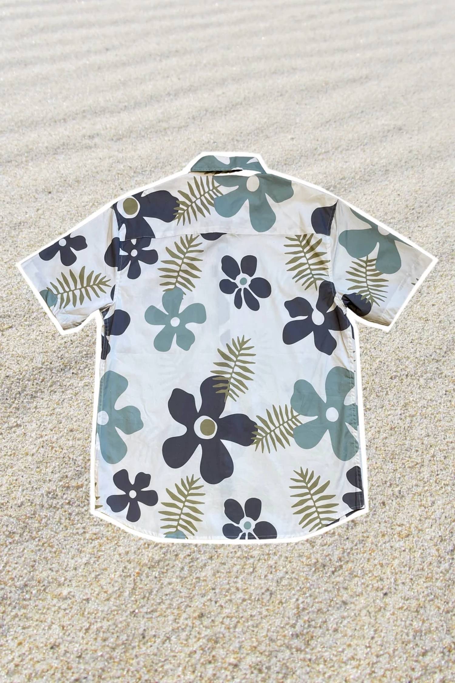 Sunfish - Men's Trippin Short Sleeve Woven Shirt