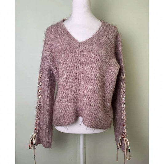 Hem & Thread - Women's Ribbon Sleeve Accents Sweater