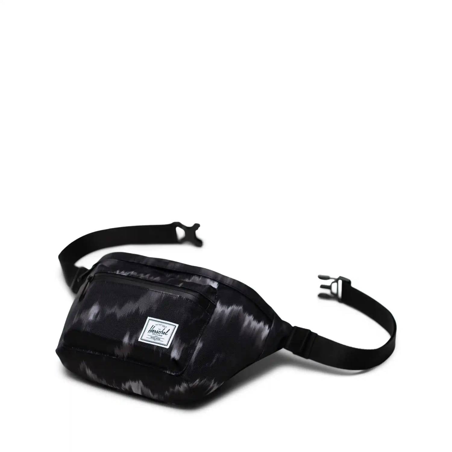 Herschel Pop Quiz Hip Pack in black - men's bag