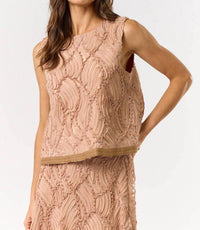 Lalavon - Sleeveless Textured Blouse